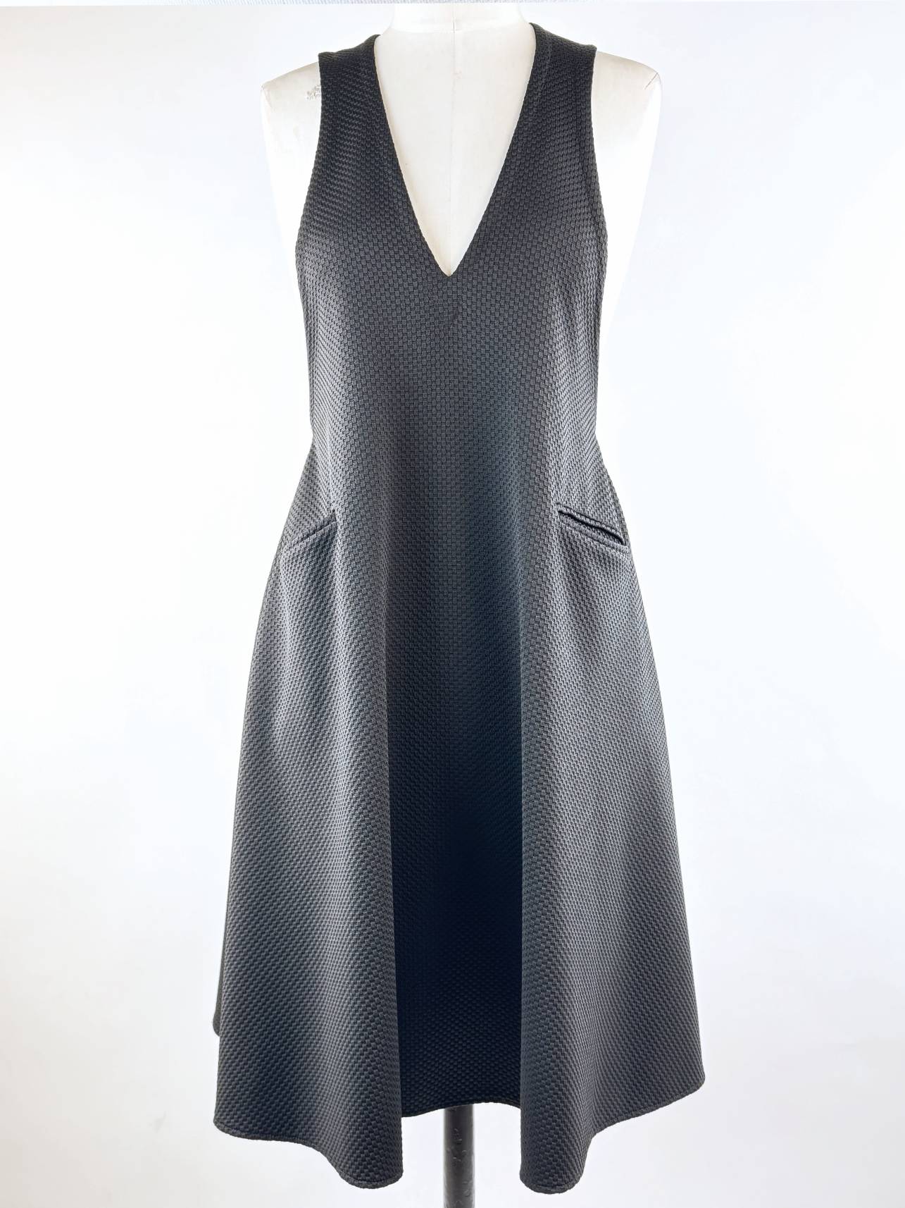 Robe en nid d’abeille poches passepoilées toute taille couleur au choix