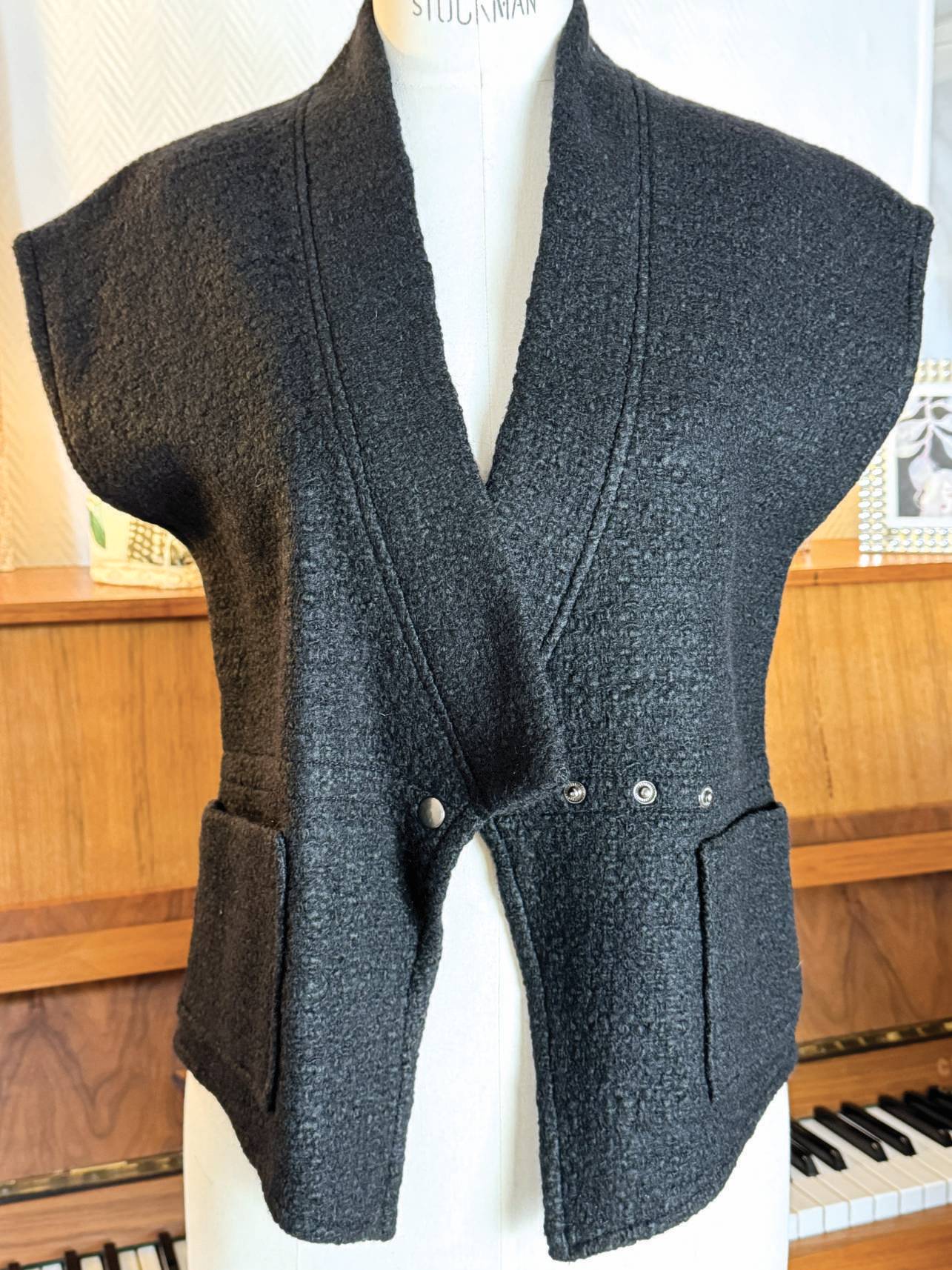 EXCLU WEB  -  PIÈCE UNIQUE  -  Gilet Edi-Louise taille 1 (34/38)